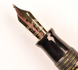 Parker Vacumatic in emerald pearl, 1945, USA - Broad nib