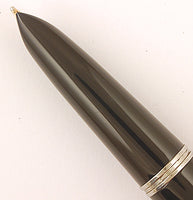 Parker 51 Custom in black, Gold cap - Broadish medium nib