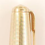 Parker 51 Presidential in 9k gold - Wavy Line Design - 1961