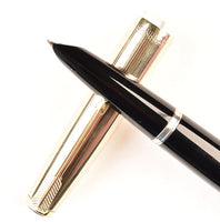 Parker 51 Custom in black, gold cap - Fine nib