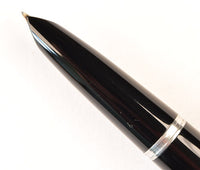 Parker 51 Custom in black, gold cap - Fine nib