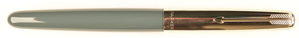 Parker 51 Custom in grey, gold cap - Fine nib