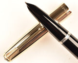 Parker 51 Custom in black, gold cap - Medium nib