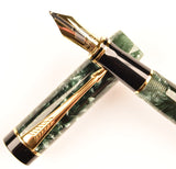 Parker Duofold International in green marble - Medium nib