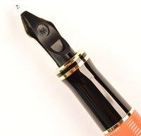 Parker Duofold International in red - Medium nib