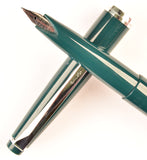 Pilot 55 fountain pen in green, c1980 Japan - Fine nib
