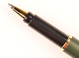Parker Rialto fountain pen & ballpoint in matte green, Gold trim - Medium nib - Boxed