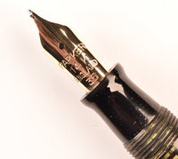 Parker Vacumatic in emerald pearl, 1945, USA - Broad nib