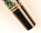 Parker Duofold International in green marble, Gold trim - Medium nib