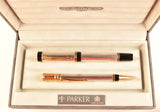 Parker Duofold Centennial in silver godron with matching pencil, Gold trim - Broad nib - Boxed