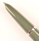 Vintage Parker 51 Classic in grey, Steel cap - Medium nib