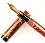 Parker Duofold Centennial in burgundy marble, Gold trim - Medium nib