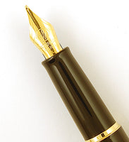 Waterman Hemisphere in black laque - Broad nib