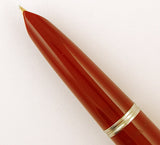 Parker 51 Custom in burgundy, Gold cap - Medium nib