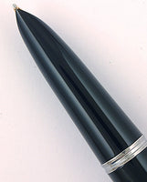 Parker 51 Custom in Midnight Blue, Gold cap - Fine nib