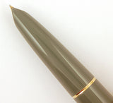 Parker 51 Mk 2 Custom in grey, Gold cap - Fine nib
