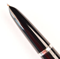 Parker 51 Custom in black, gold cap - Medium nib